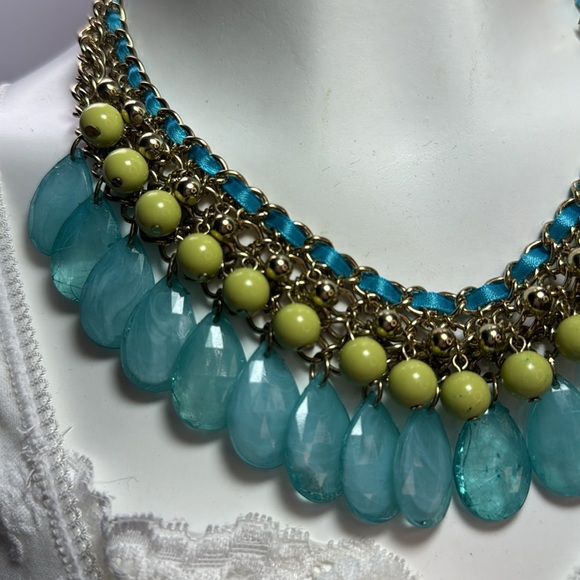 Stunning Layered Choker Bib Statement Necklace - Picture 4 of 6